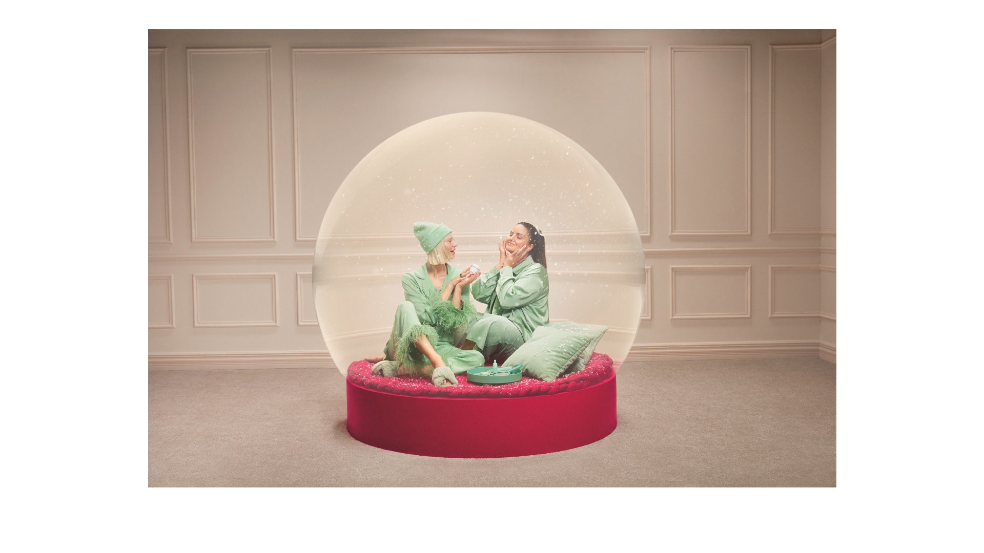 Parusan Комплект Блестяща коса-сияйна кожа-здрави нокти