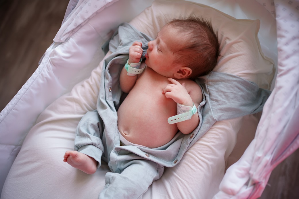 1 от всеки 1000 бебета се ражда глухо