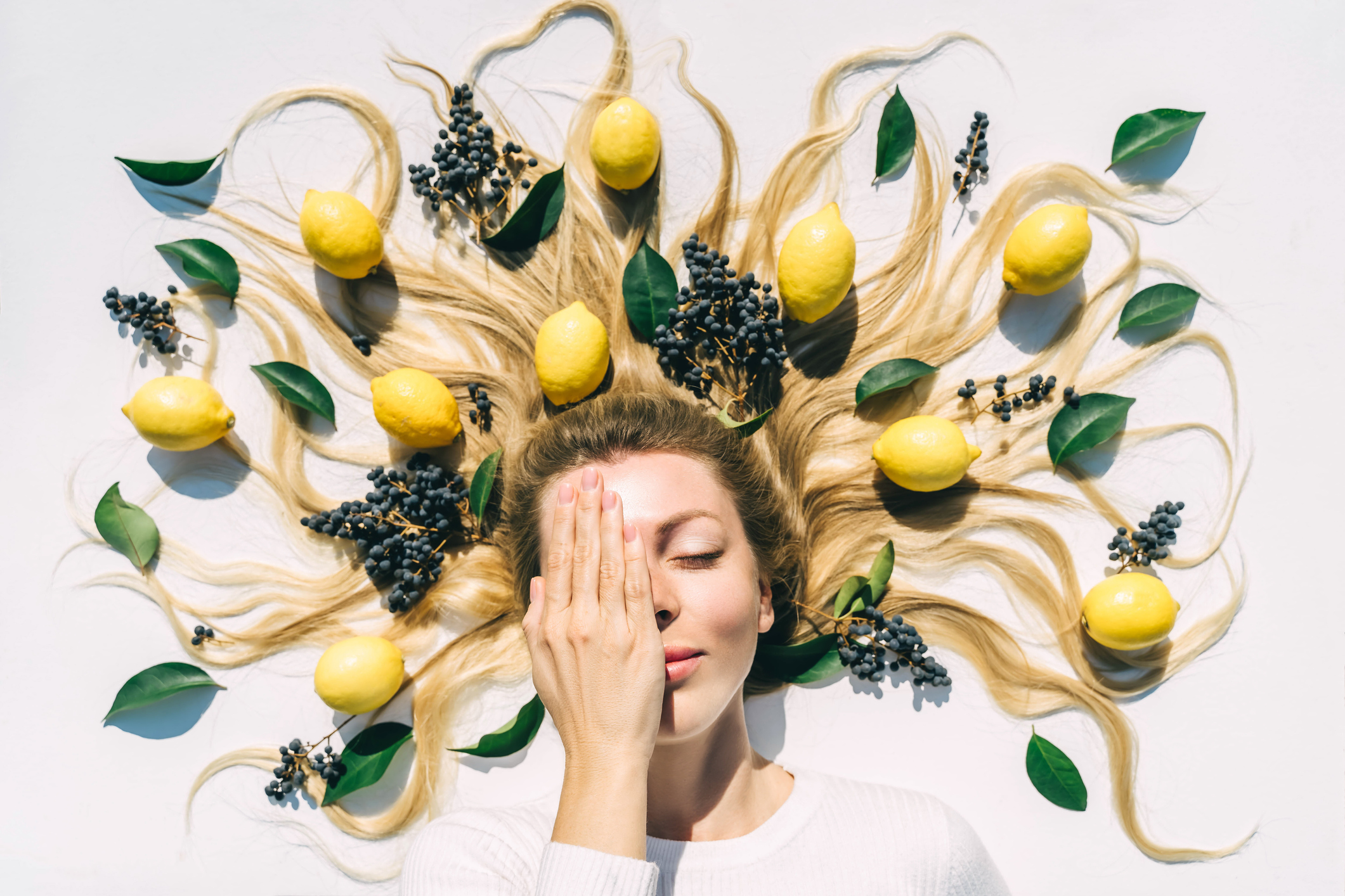 Parusan Комплект Блестяща коса-сияйна кожа-здрави нокти