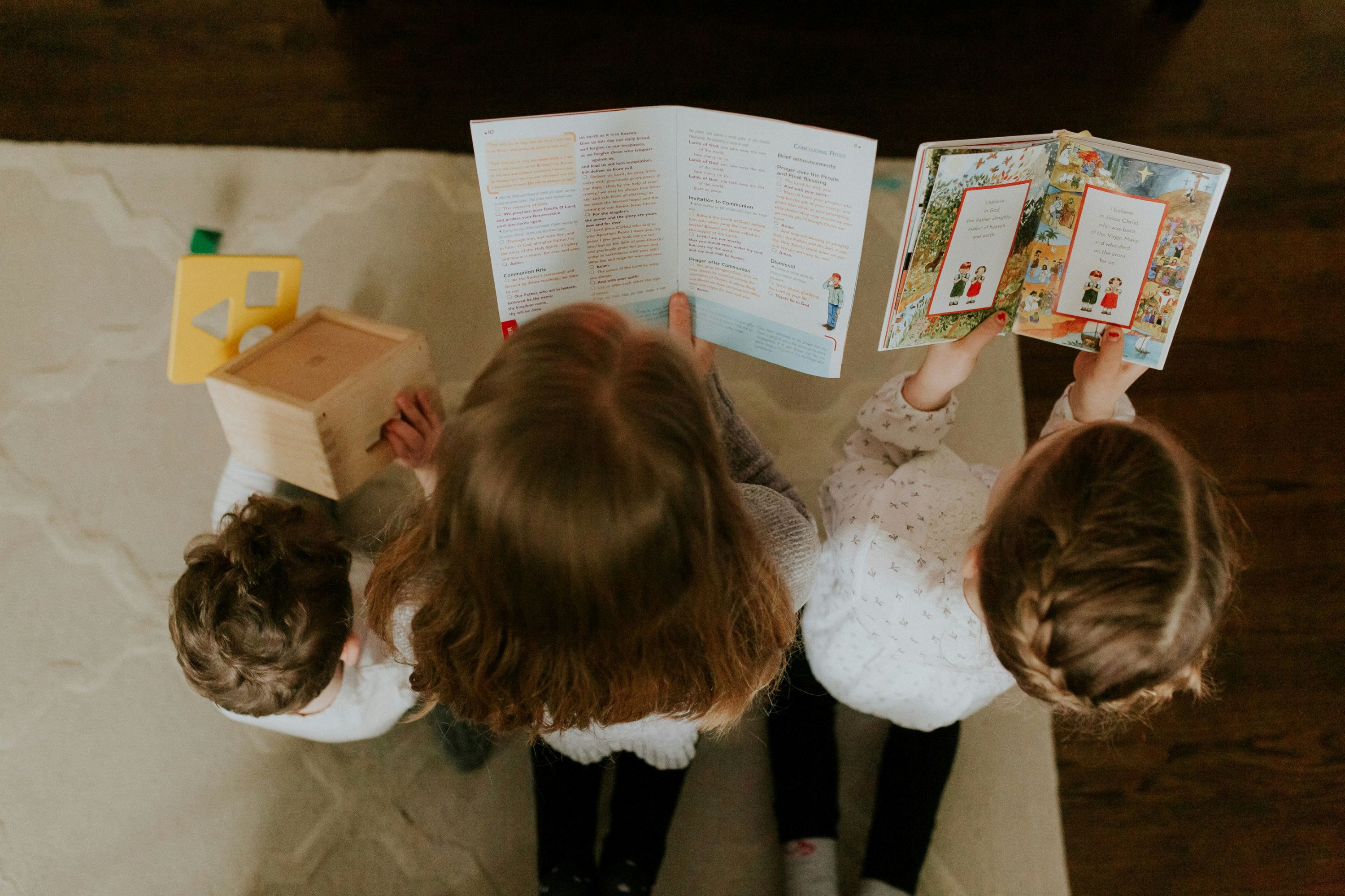 Защо е важно да четем книжки на детето още от най-ранна възраст?